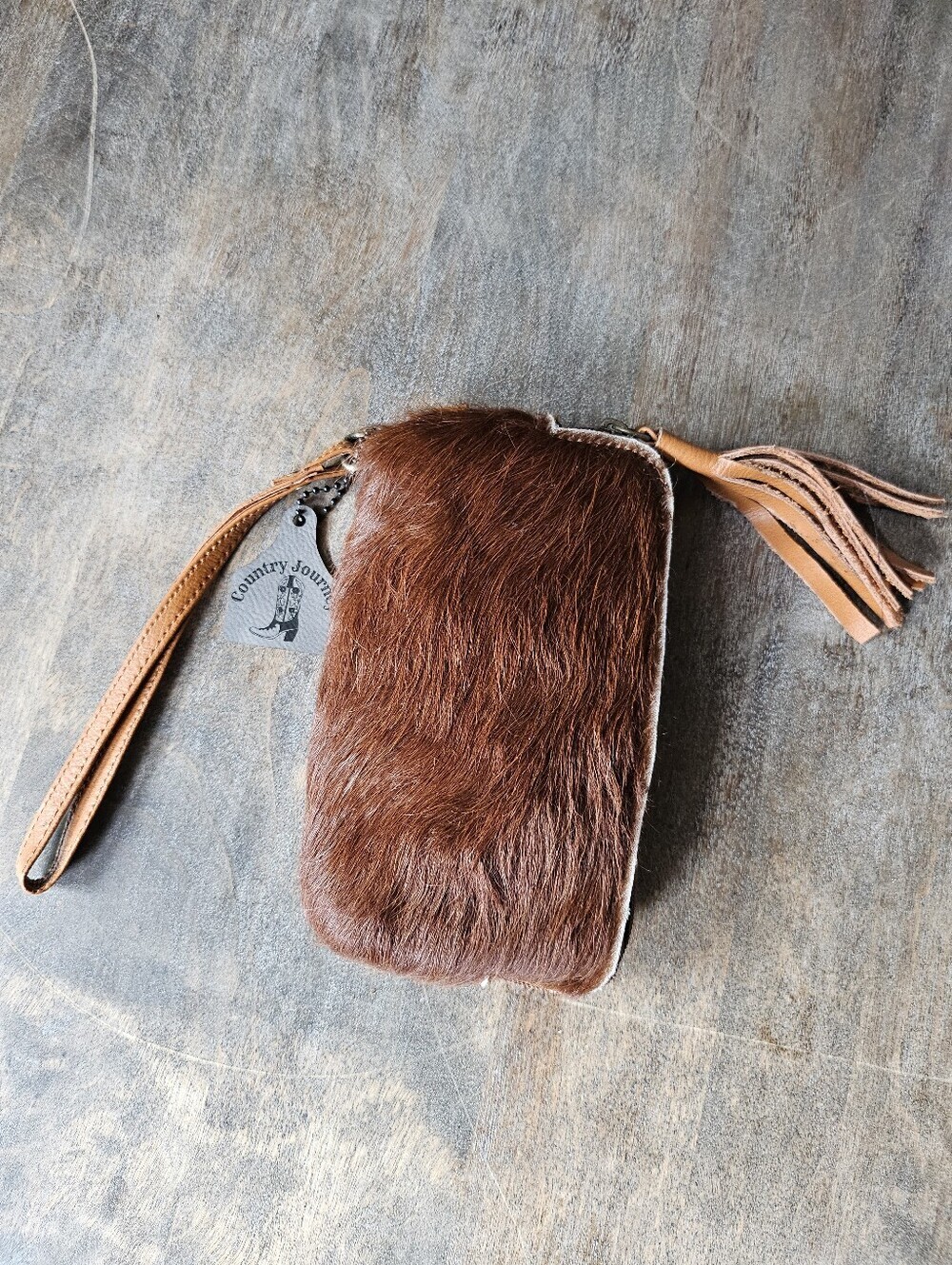NWT Cowhide Leather Wristlet Clutch Purse - Picture 2 of 4
